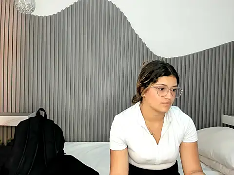 Rose blonde   online show from 05/28/26, 11:32