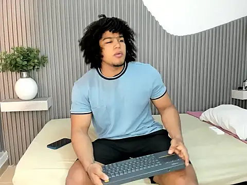 Rose blonde   online show from 05/21/26, 01:58