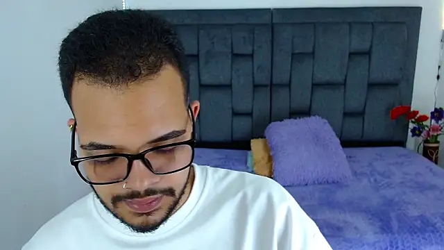 J black  online show from 02/10/26, 09:47