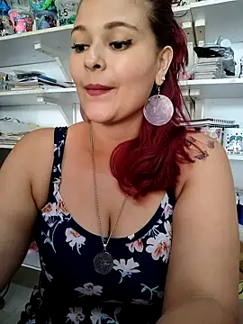 Snapshot of haffsa__ chatting on 04/15/26, 04:22 haffsa online show from 04/15/26, 04:22
