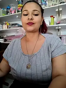 Snapshot of haffsa__ chatting on 04/24/26, 02:41 haffsa online show from 04/24/26, 02:41