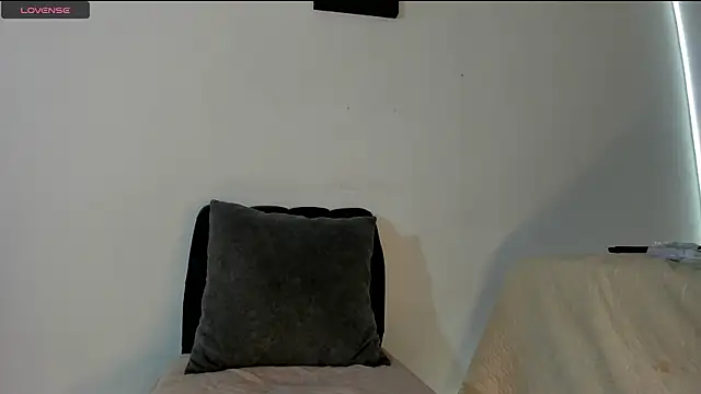 emma  castle online show from 02/20/26, 01:13