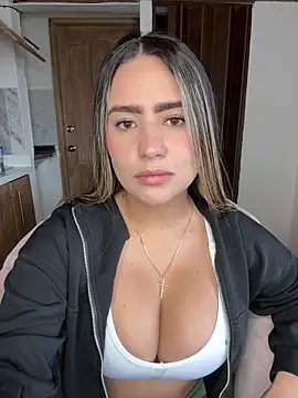 Miilana  online show from 04/05/26, 05:08