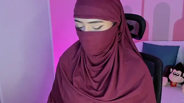 Aisha Haddad online show from 02/11/26, 03:56