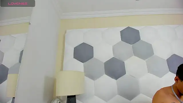 Davi Ponce online show from 02/19/26, 03:58