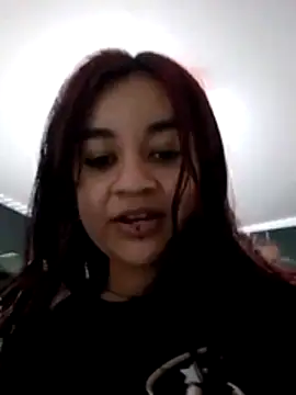 Snapshot of Lucy_allen1 chatting on 02/16/26, 11:02 Lucy allen1 online show from 02/16/26, 11:02