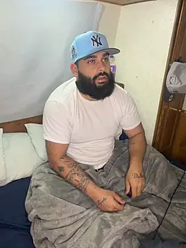 Snapshot of Mandingojay9 chatting on 03/03/26, 01:51 Mandingojay9 online show from 03/03/26, 01:51