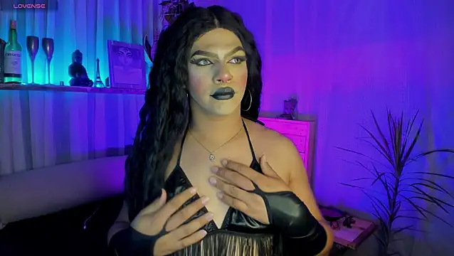 Snapshot of Miss-liaa chatting on 02/18/26, 11:12 Miss-liaa online show from 02/18/26, 11:12