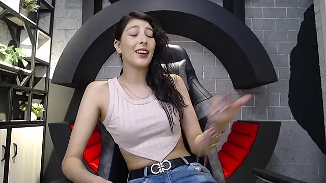 Snapshot of SinLickerr chatting on 02/13/26, 07:25 SinLickerr online show from 02/13/26, 07:25