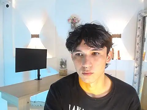 jullian ricci online show from 04/09/26, 08:59