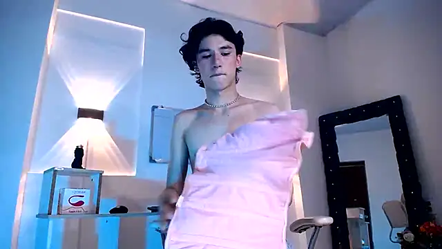 jullian ricci online show from 07/15/26, 07:43
