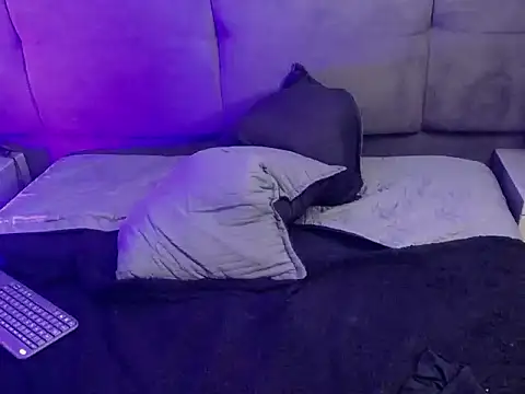 Snapshot of Ashleyy_Morgann chatting on 02/14/26, 05:02 Ashleyy Morgann online show from 02/14/26, 05:02