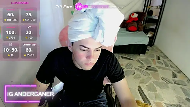 Top and bottom online show from 06/11/26, 09:01