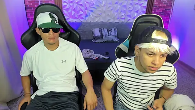 Top and bottom online show from 02/11/26, 01:11