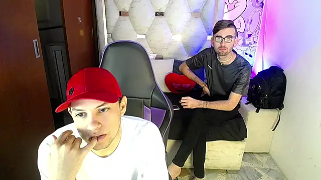 Top and bottom online show from 03/07/26, 08:25