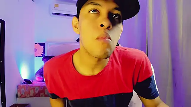 Top and bottom online show from 04/14/26, 08:47