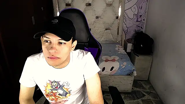 Top and bottom online show from 03/23/26, 08:19