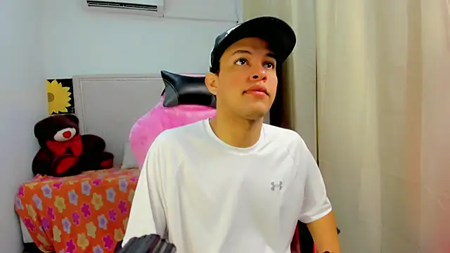 Top and bottom online show from 04/02/26, 06:58