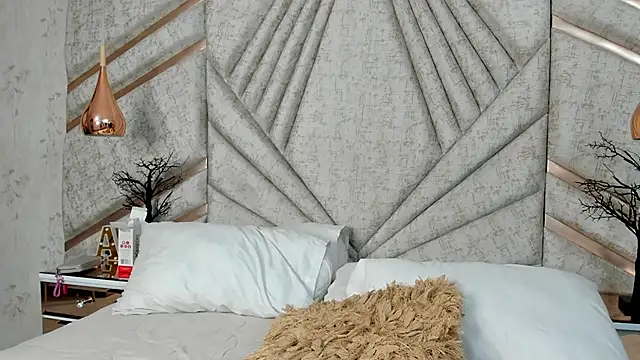 CloheBell online show from 03/25/26, 07:52