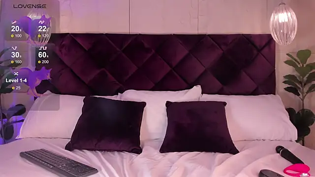 KittyLyne  online show from 03/11/26, 12:10