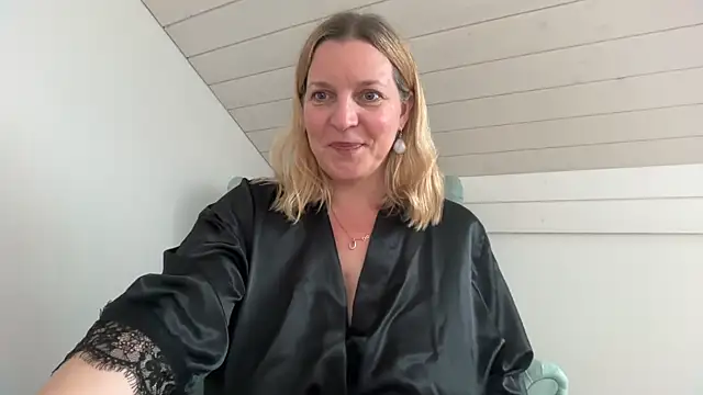 Busenwunder1280 online show from 04/19/26, 01:56