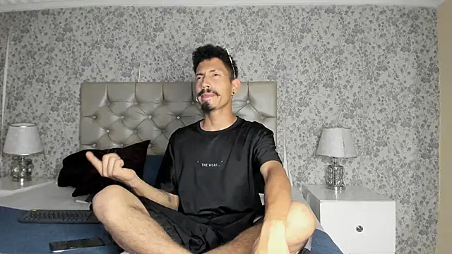 NoaahTylor online show from 03/26/26, 08:07