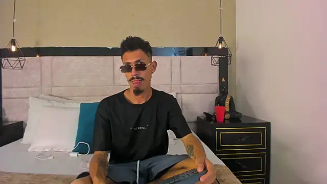 NoaahTylor online show from 03/14/26, 08:48