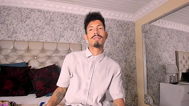 NoaahTylor online show from 04/02/26, 08:26