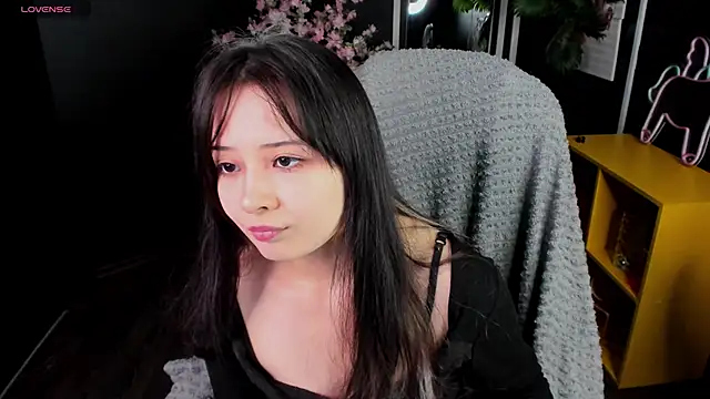 May Ling online show from 04/12/26, 10:40