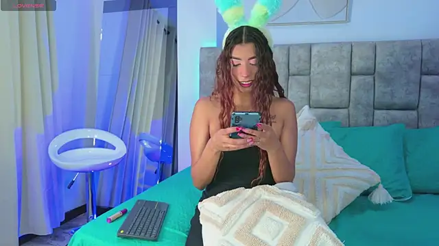 MelanyStone  online show from 03/25/26, 01:32