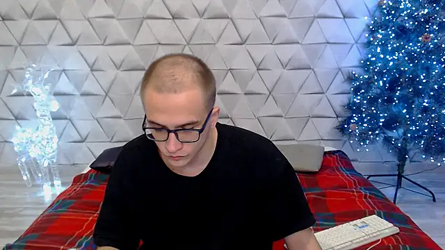 Snapshot of Pure_Aura chatting on 02/22/26, 06:09 Pure Aura online show from 02/22/26, 06:09