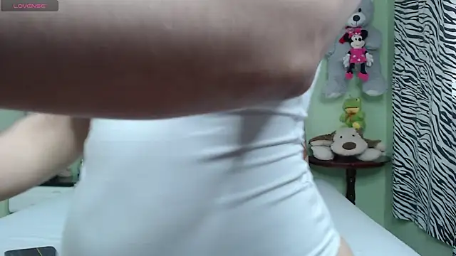 Dayana Smithh online show from 04/02/26, 07:42