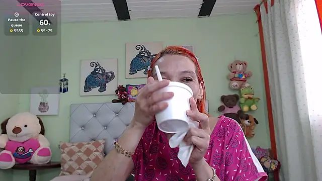 Dayana Smithh online show from 03/12/26, 06:45