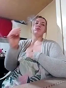 HotStepmommy4 online show from 02/14/26, 09:48