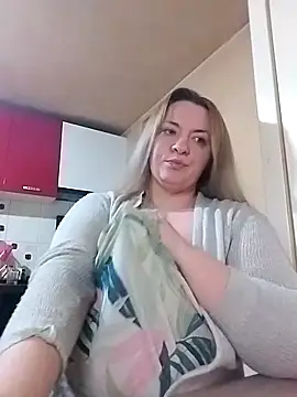 HotStepmommy4 online show from 02/19/26, 10:51