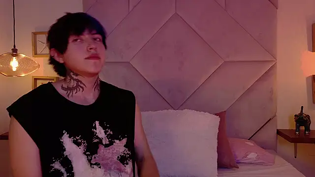 Sateh and Hikary online show from 03/13/26, 10:04