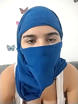 Snapshot of sarah_Dau chatting on 02/21/26, 04:58 sarah Dau online show from 02/21/26, 04:58