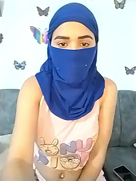 Snapshot of sarah_Dau chatting on 02/19/26, 05:04 sarah Dau online show from 02/19/26, 05:04