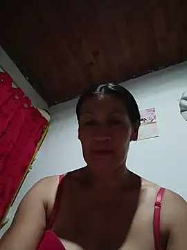 Snapshot of Layla_Zaid chatting on 05/20/26, 04:09 Layla Zaid online show from 05/20/26, 04:09