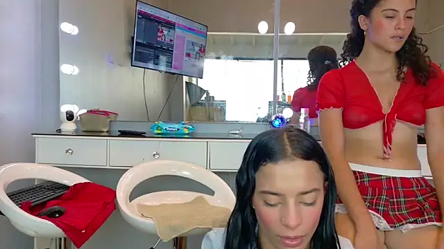 valeriamia68 online show from 05/01/26, 08:47