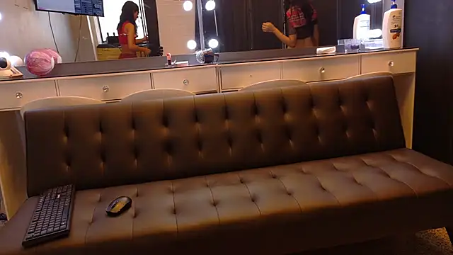 valeriamia68 online show from 05/19/26, 10:06