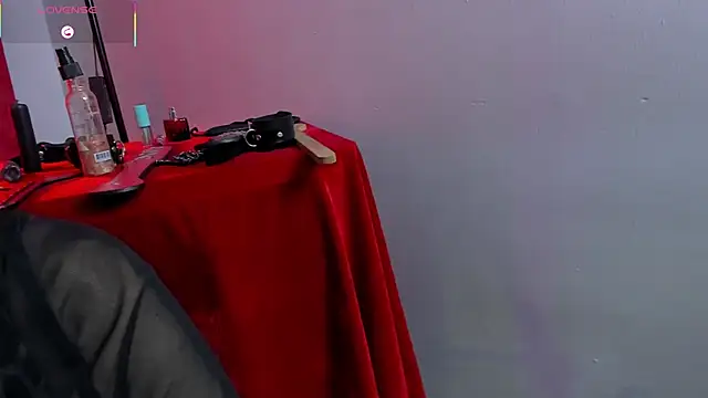 lilyruso online show from 04/03/26, 11:00