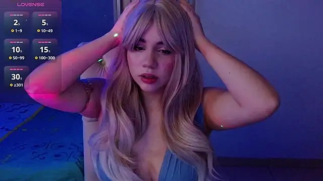 Scarlett Laurent online show from 03/04/26, 02:25