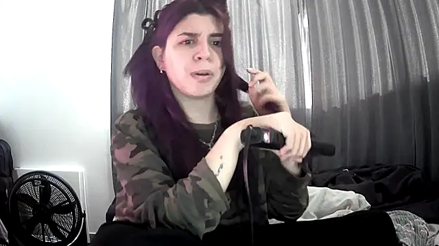 violetazein7 online show from 05/17/26, 06:19