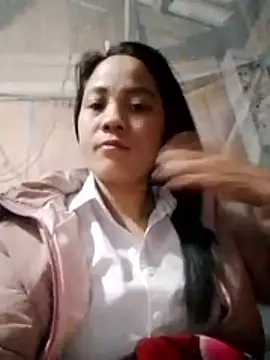 Snapshot of molly-xx chatting on 02/11/26, 10:31 molly-xx online show from 02/11/26, 10:31