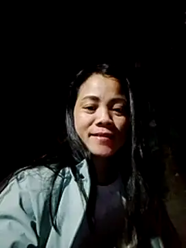 Snapshot of molly-xx chatting on 02/23/26, 11:05 molly-xx online show from 02/23/26, 11:05