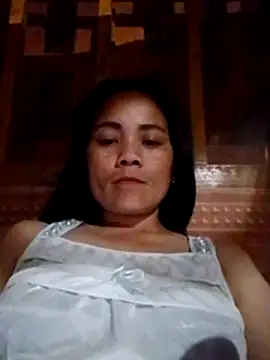 molly-xx online show from 04/07/26, 01:35