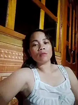 Snapshot of molly-xx chatting on 07/11/26, 01:11 molly-xx online show from 07/11/26, 01:11