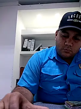 Mohamed1627 online show from 04/18/26, 01:30