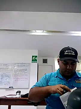 Mohamed1627 online show from 04/13/26, 12:25